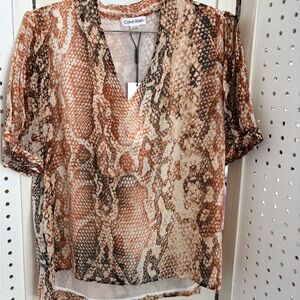 Calvin Klein Women's Snake Print Blouse - Brown and Cream